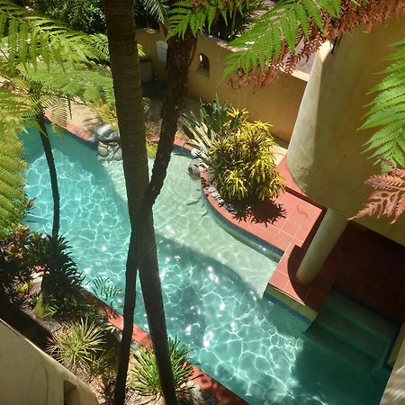Seascape Apartments At Villa San Michele Port Douglas Exteriör bild