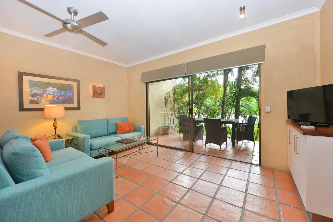 Seascape Apartments At Villa San Michele Port Douglas Exteriör bild