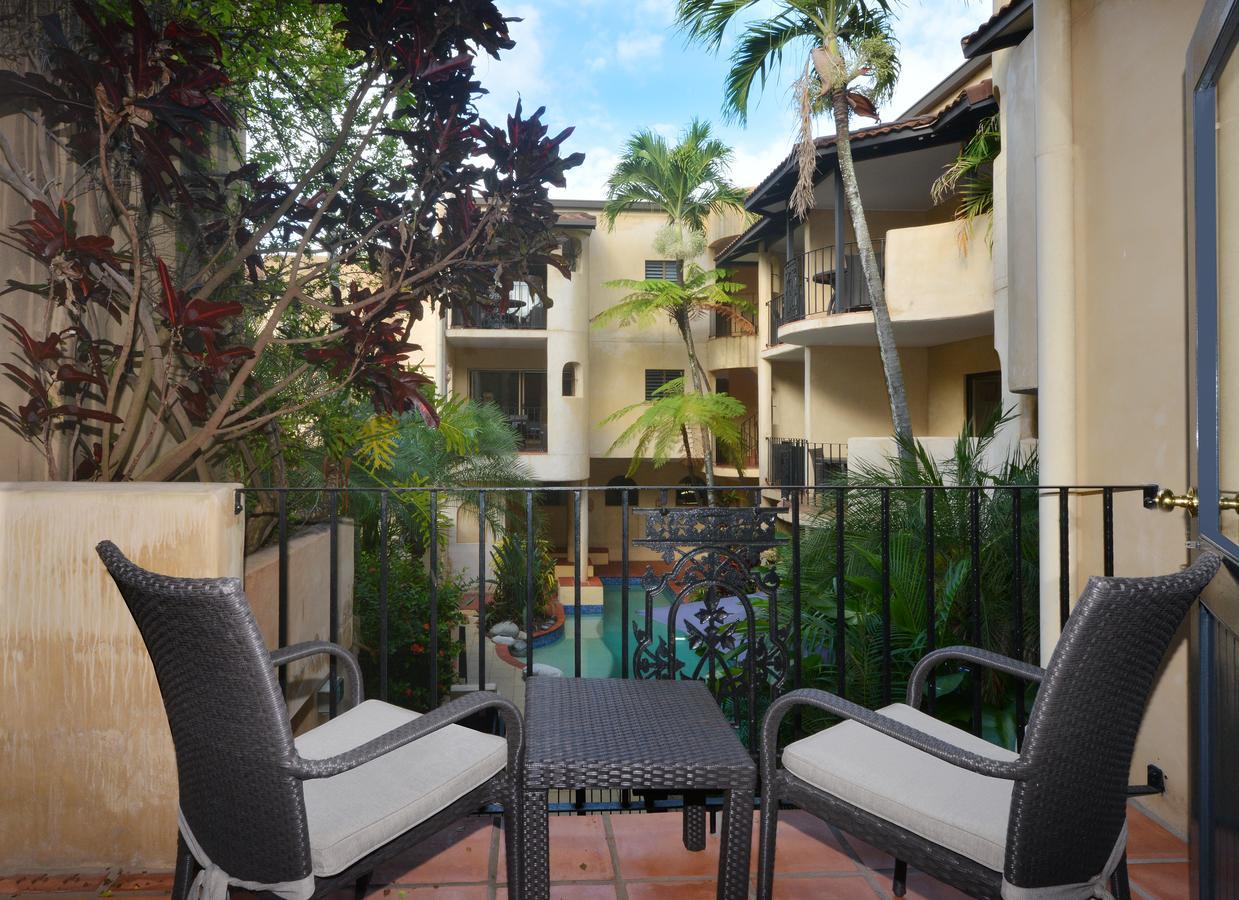 Seascape Apartments At Villa San Michele Port Douglas Exteriör bild