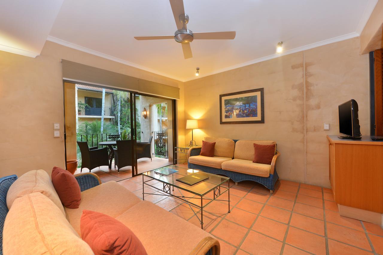 Seascape Apartments At Villa San Michele Port Douglas Exteriör bild